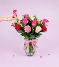 Florero-de-15-rosas-variadas